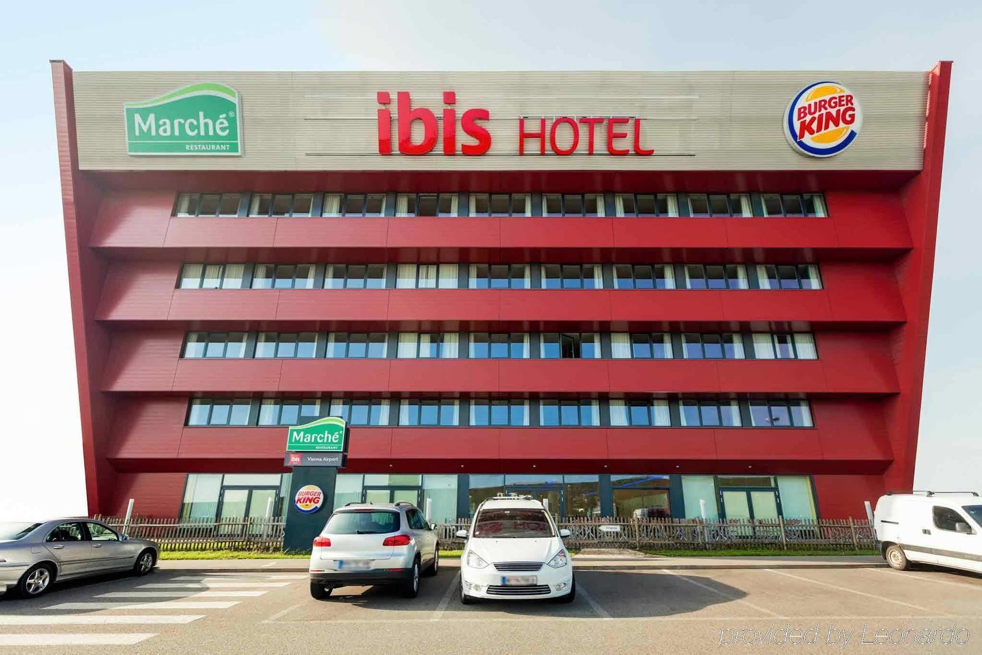 Ibis Vienna Airport Hotel Schwechat Exterior foto